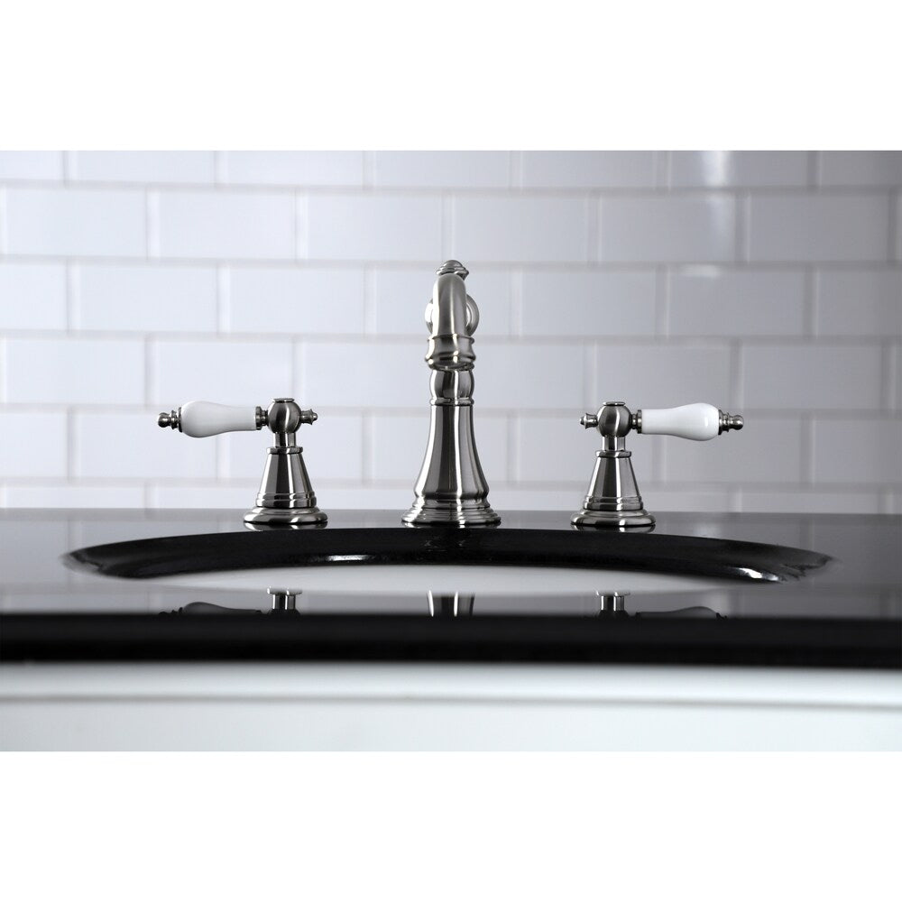 Robinet de salle de bain classique anglais à 2 poignées de 8 pouces en nickel brossé