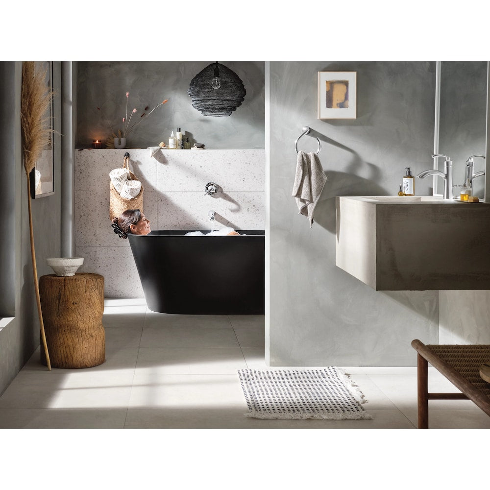 Robinet de lavabo de salle de bain à poignée unique Glyde de 4 pouces avec plaque de pont en chrome (robinet inclus)