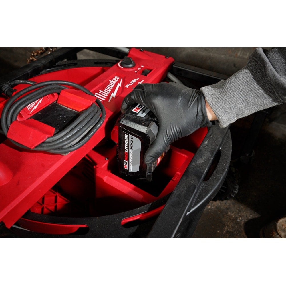 M18 FUEL High Speed Chain Snake for 1-1/2in 4in Pipes