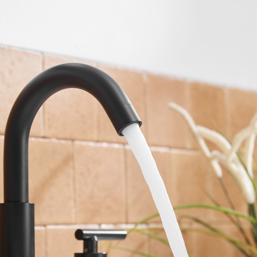 Robinet de salle de bain à double poignée de 8 pouces avec ensemble de vidange escamotable en noir mat