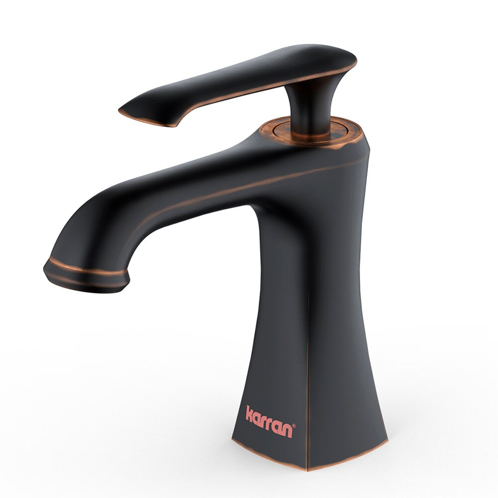 Robinet de salle de bain à poignée unique à trou unique Woodburn avec bonde escamotable assortie en bronze huilé