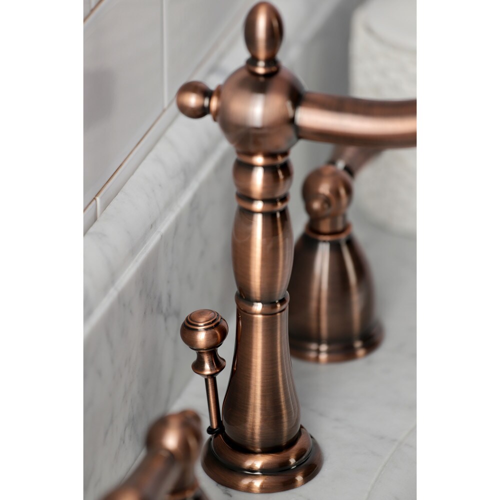 Robinet de salle de bain à 2 poignées de 8 pouces Heritage en cuivre antique