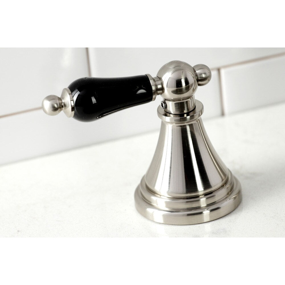 Robinet de cuisine à 2 poignées Duchess avec pulvérisateur latéral en nickel brossé