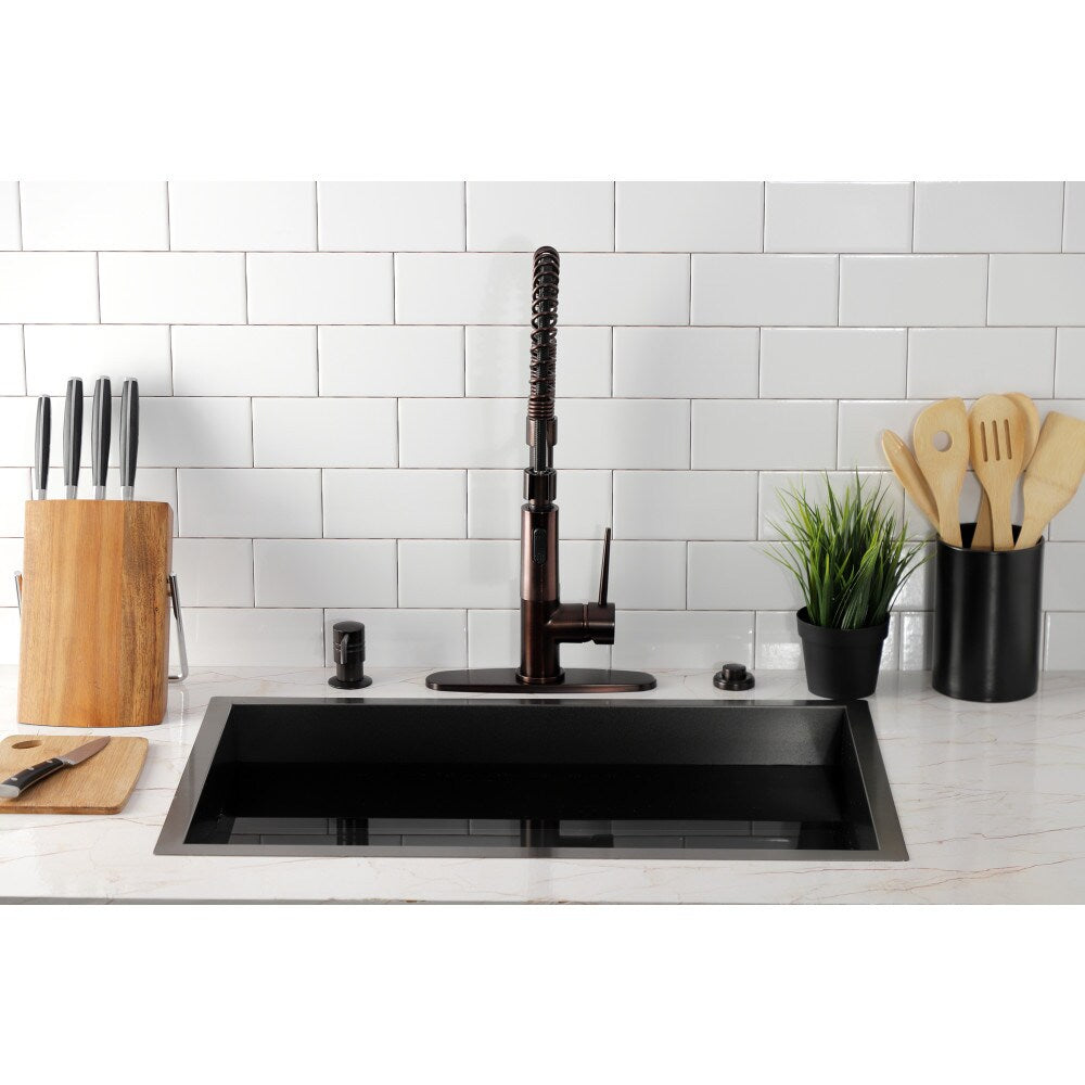 Robinet de cuisine à poignée unique et pulvérisateur rétractable New York en bronze huilé