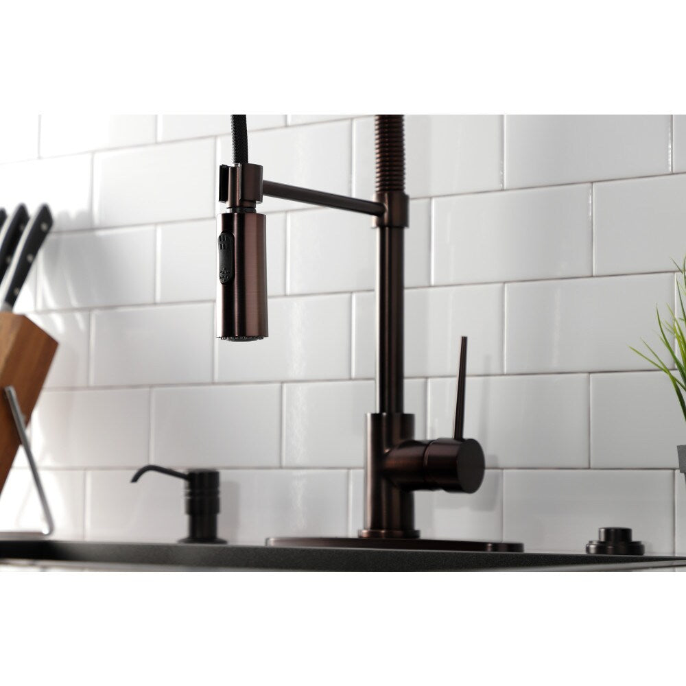 Robinet de cuisine à poignée unique et pulvérisateur rétractable New York en bronze huilé