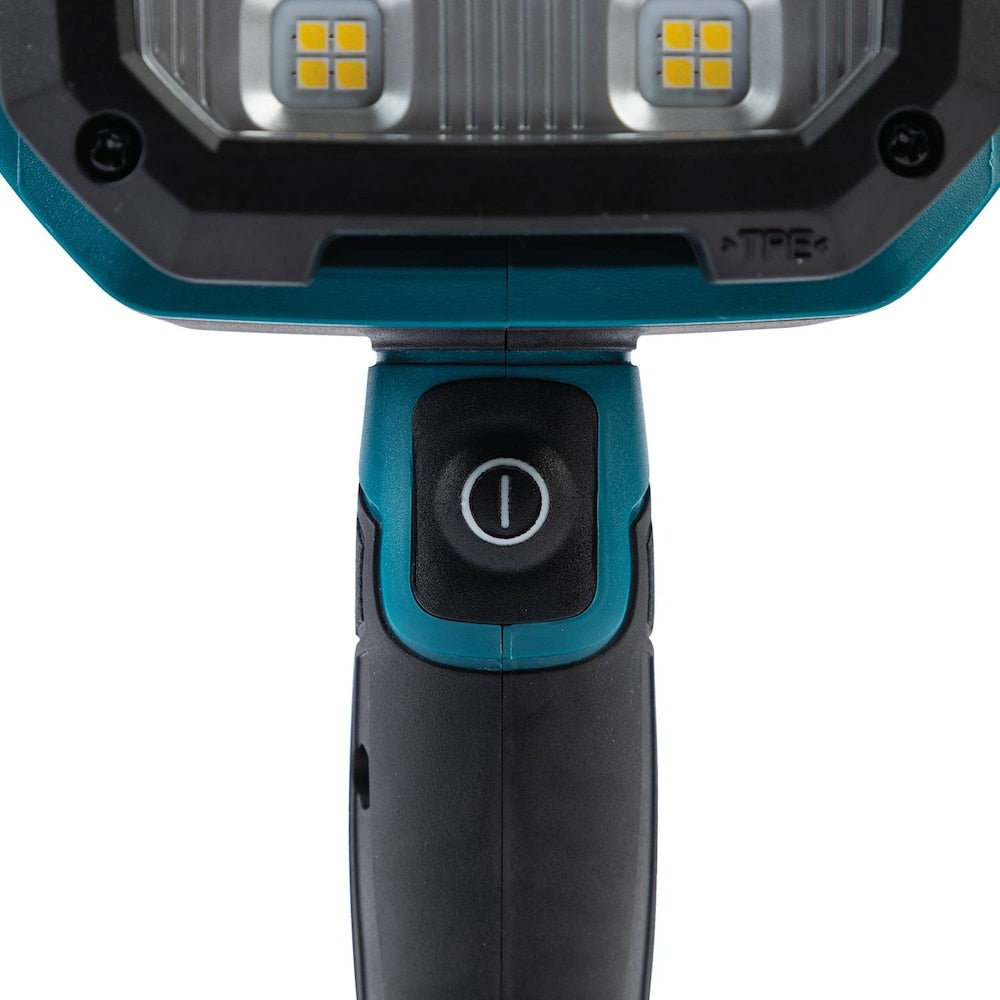 Lampe de poche/projecteur LED sans fil 40 V max XGT de 1 250 lumens (outil uniquement)