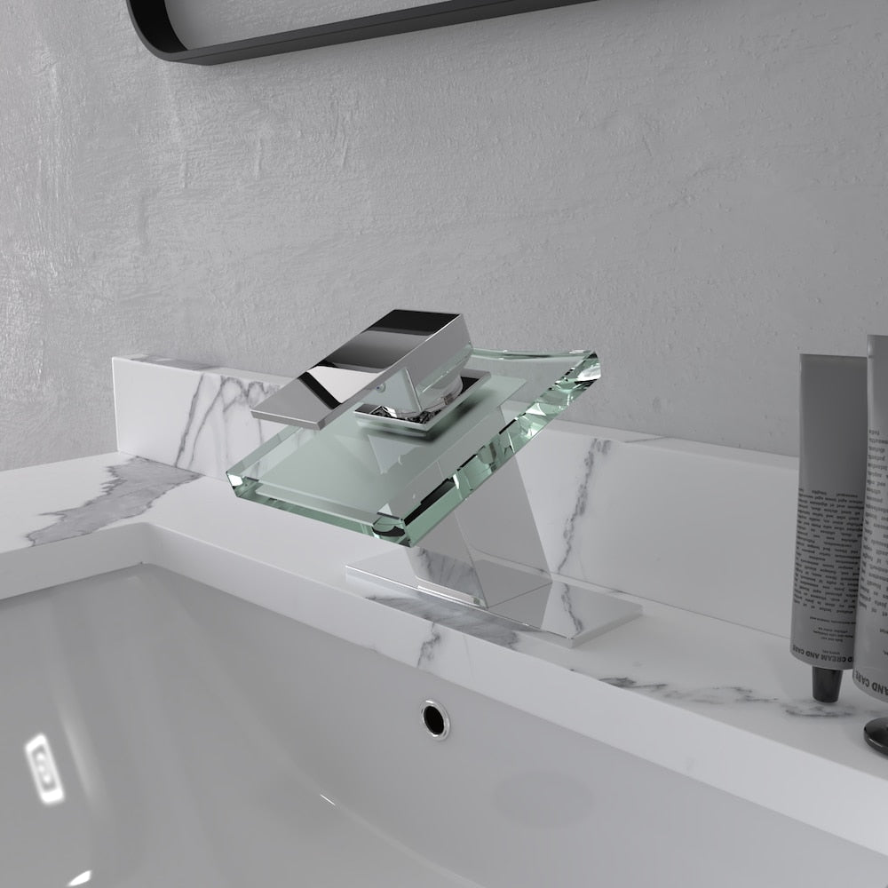Robinet de salle de bain à un trou et à poignée unique en cascade avec bec en verre en chrome poli