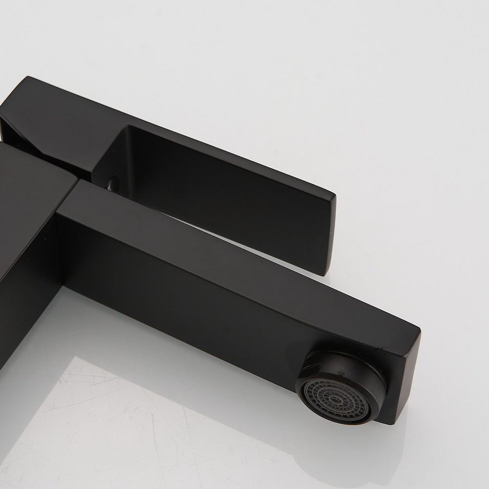 Robinet de salle de bain monotrou à poignée unique en noir mat