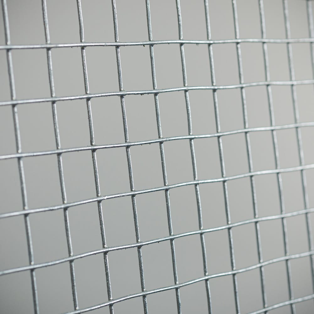 Clôture en acier galvanisé soudé de calibre 19 de 25 pi L x 48 po H avec maille de 1/2 po x 1/2 po