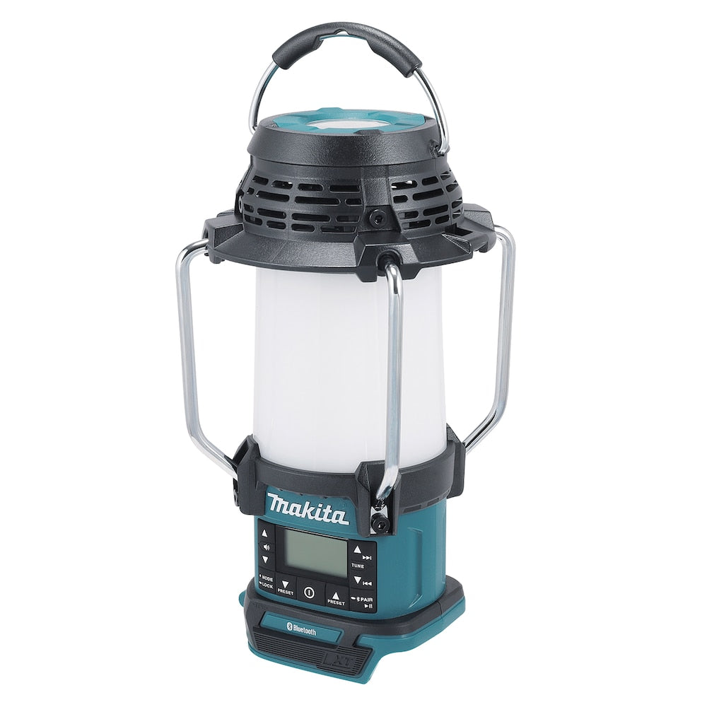 Lanterne radio sans fil au lithium-ion 18 V LXT avec lampe de poche intégrée et Bluetooth (outil uniquement)
