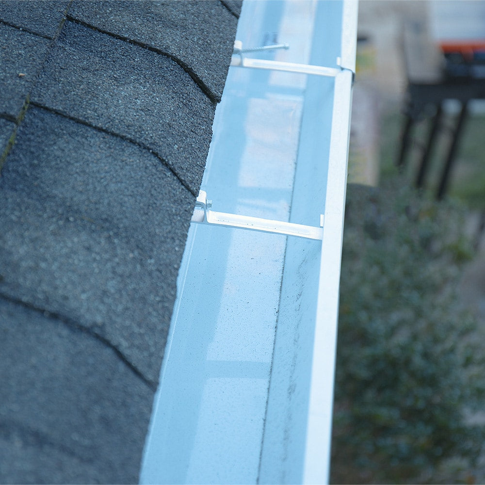 4-inch Aluminum Outside Corner Gutter Mitre in Peak White Pro Pack (20 pieces)