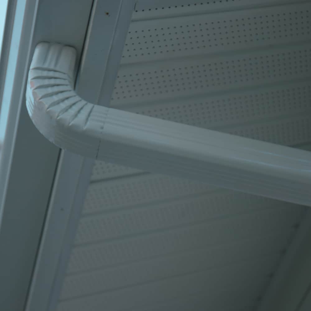 4-inch Aluminum Outside Corner Gutter Mitre in Peak White Pro Pack (20 pieces)