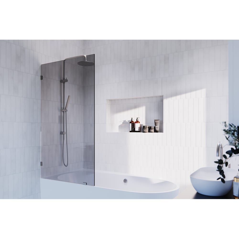Porte de baignoire à panneau fixe simple Ursa de 34 po de largeur x 58,25 po de hauteur en nickel brossé avec verre teinté gris