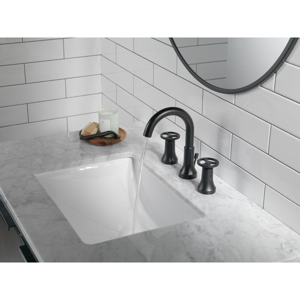 Robinet de lavabo de salle de bain WaterSense à 2 poignées et à large entraxe de 8 pouces de Trinsic en noir mat