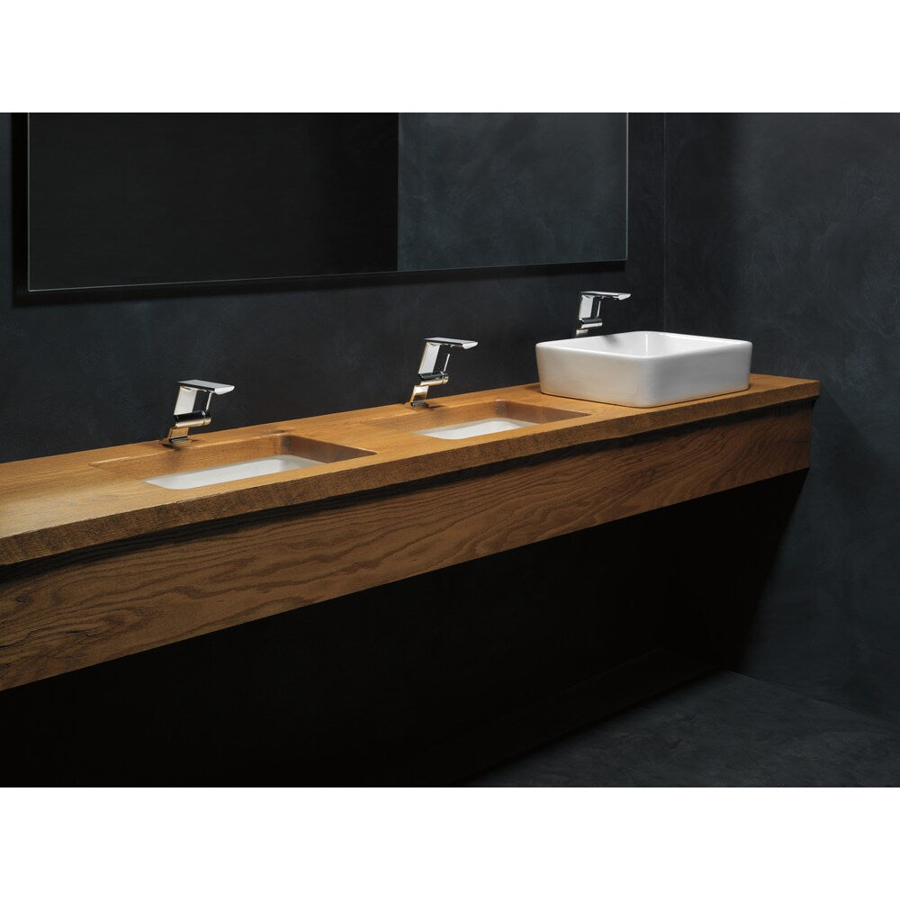 Robinet de lavabo de salle de bain pivotant à poignée unique et à trou unique, montage sur pont, débit standard, en chrome