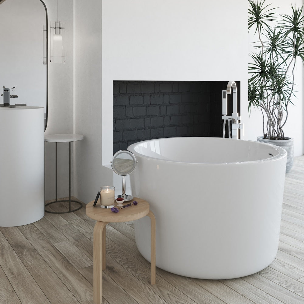 Baignoire autoportante ronde en acrylique NUORO de 41 po x 41 po avec drain central en finition blanche