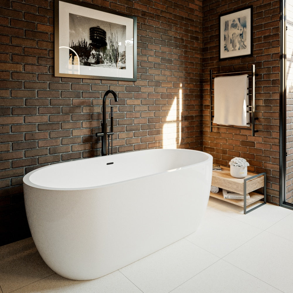 Baignoire autoportante ovale en acrylique COMO de 59 po x 29 po avec drain central en finition blanche