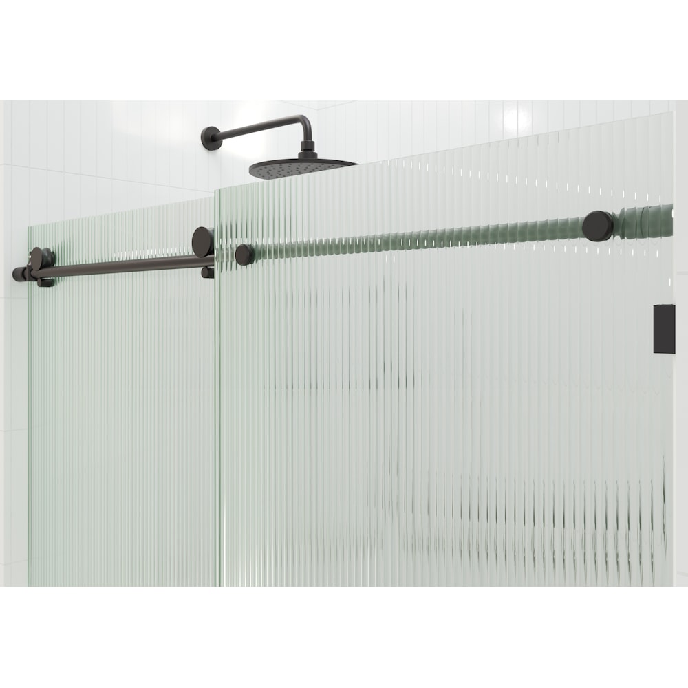 Porte de baignoire coulissante de 56 à 60 pouces de largeur x 60 pouces de hauteur en noir mat avec verre cannelé - Côté droit