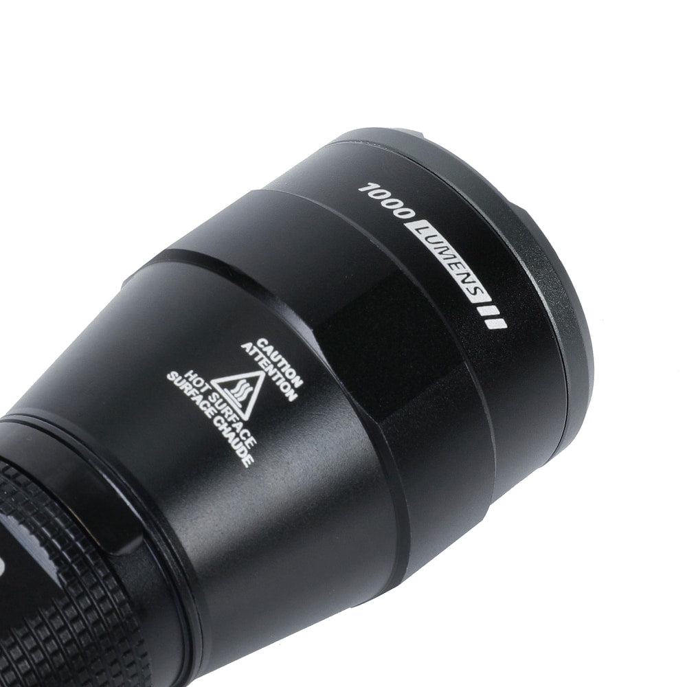 Lampe de poche rechargeable à double puissance de 1 000 lumens en aluminium avec 4 modes de mise au point