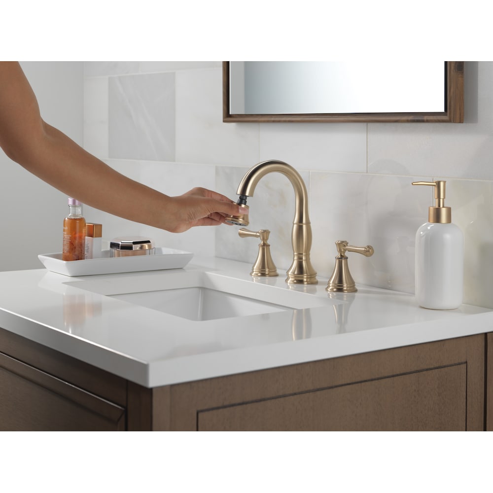 Robinet de salle de bain à deux poignées et à large bec rétractable Cassidy de 8 po en bronze champagne