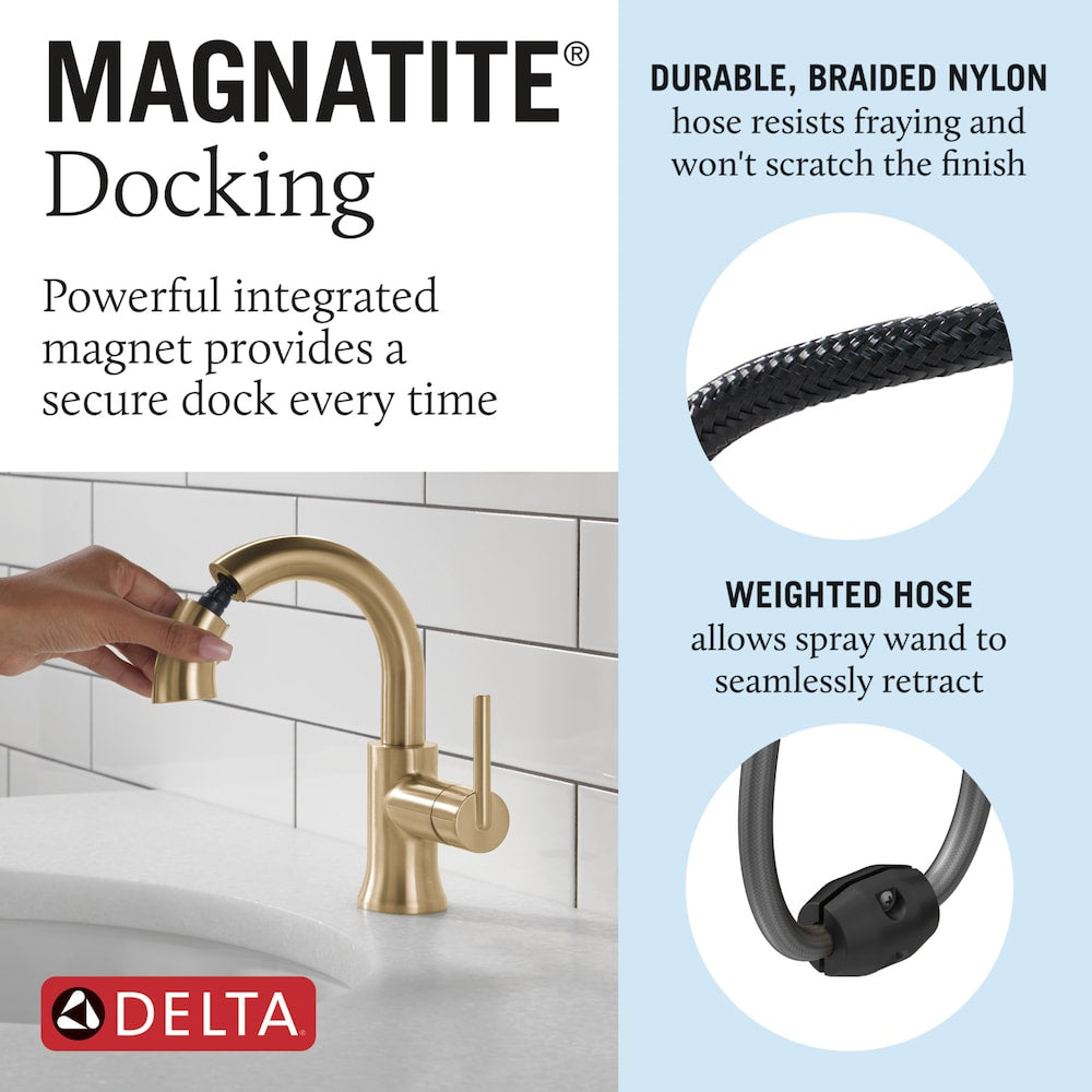 Robinet de salle de bain à poignée unique et à trou unique Trinsic avec bec rétractable en bronze champagne