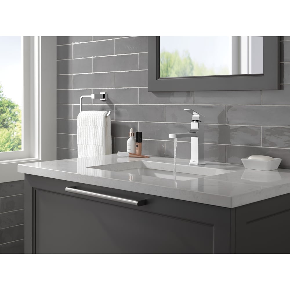 Robinet de salle de bain monotrou à poignée unique Velum avec bec droit en chrome