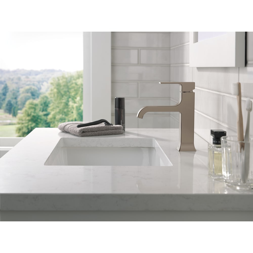 Robinet de salle de bain monotrou à poignée unique Velum avec bec courbé en acier inoxydable