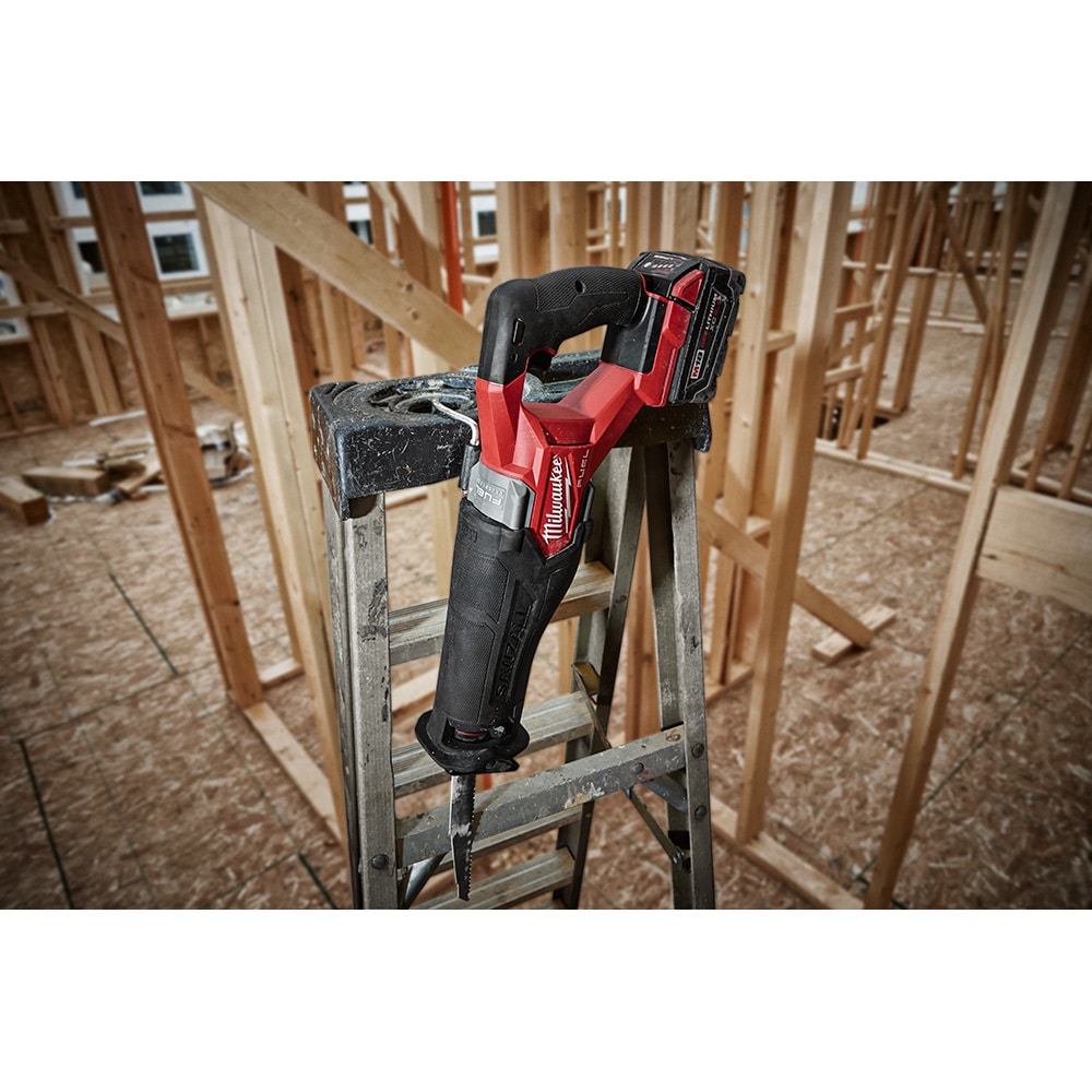 M18 FUEL 18V Li-Ion Brushless Cordless Sawzall Reciprocating Saw Kit with (1) FORGE 6.0Ah Battery