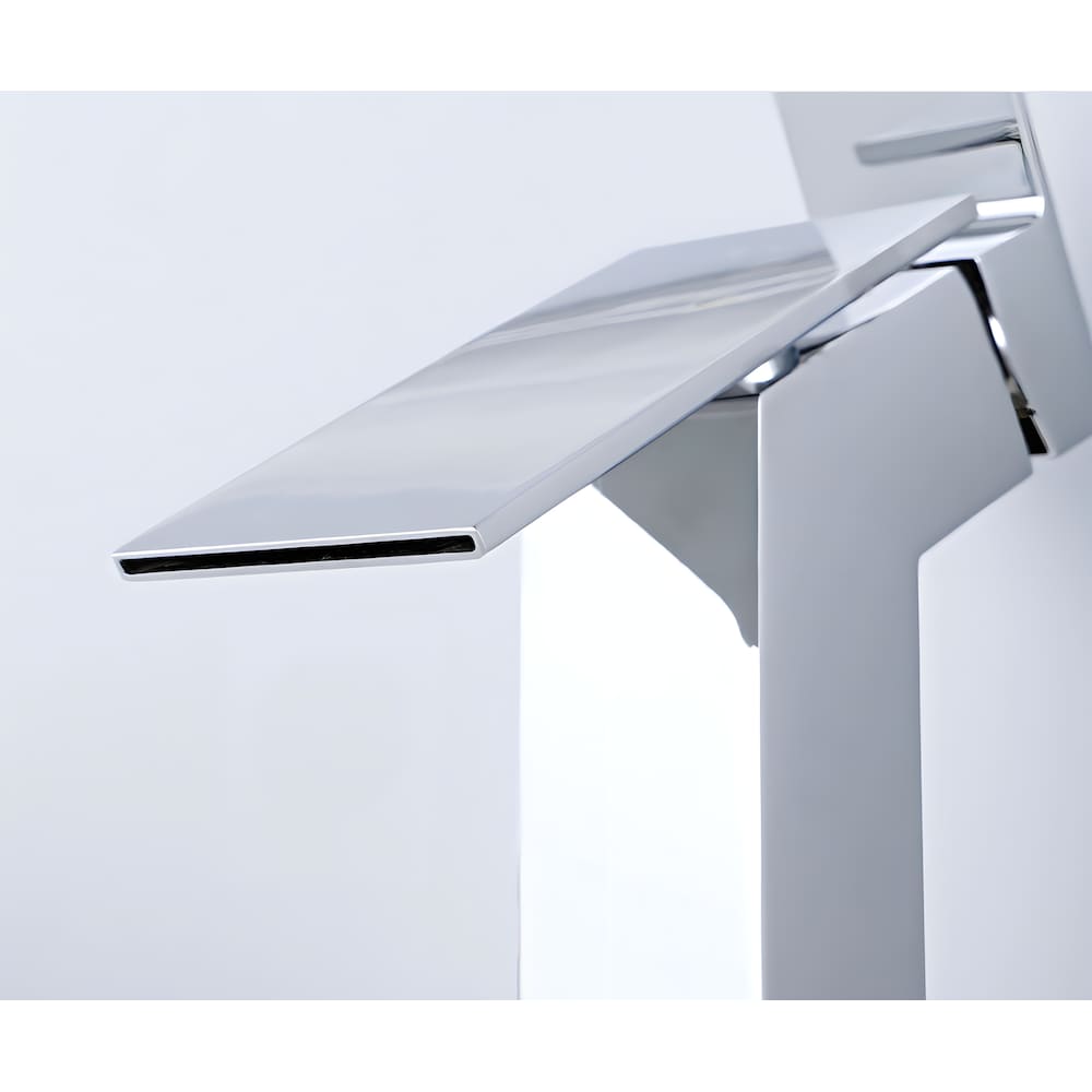Haven-A 1H Faucet in Chrome with Overflow Pop Up Drain in Chrome